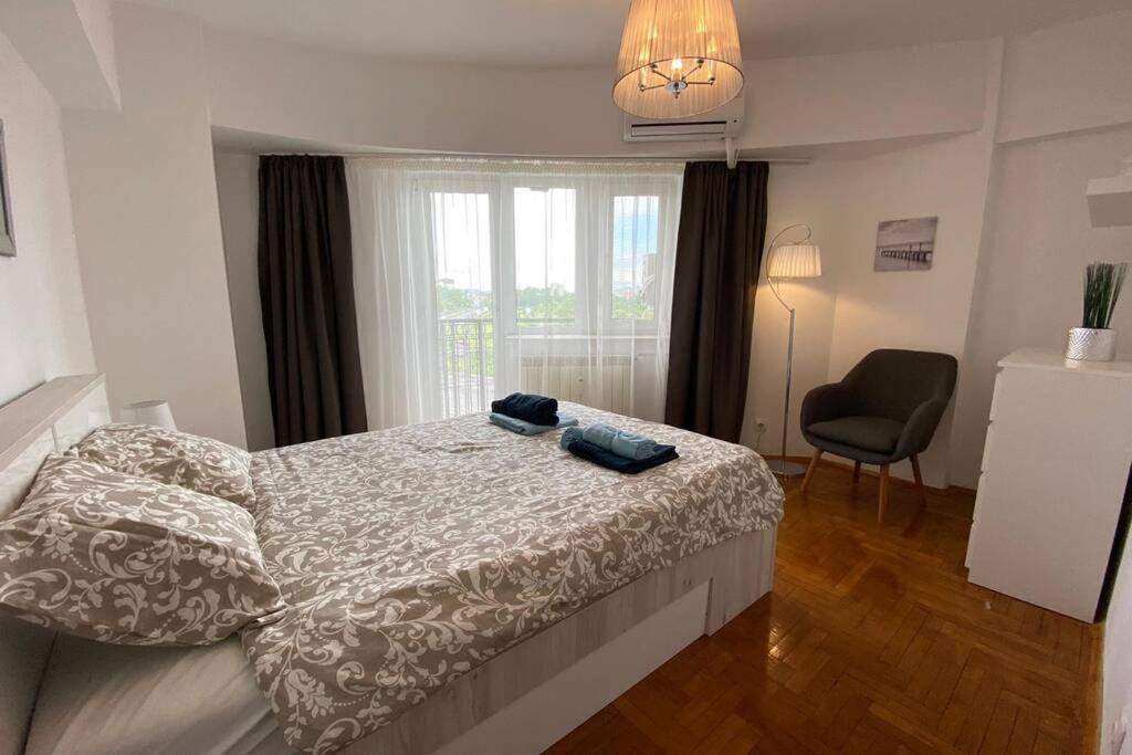 New Luxury Flat In Front Of The Parliament At Unirii Apartment Bukares Bagian luar foto
