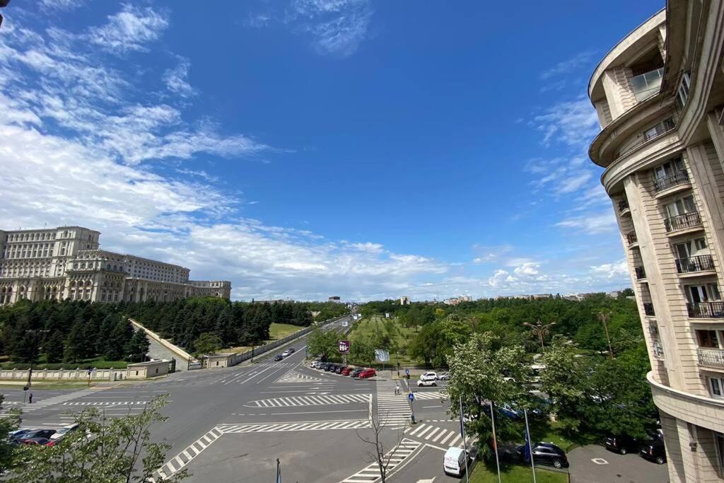 New Luxury Flat In Front Of The Parliament At Unirii Apartment Bukares Bagian luar foto